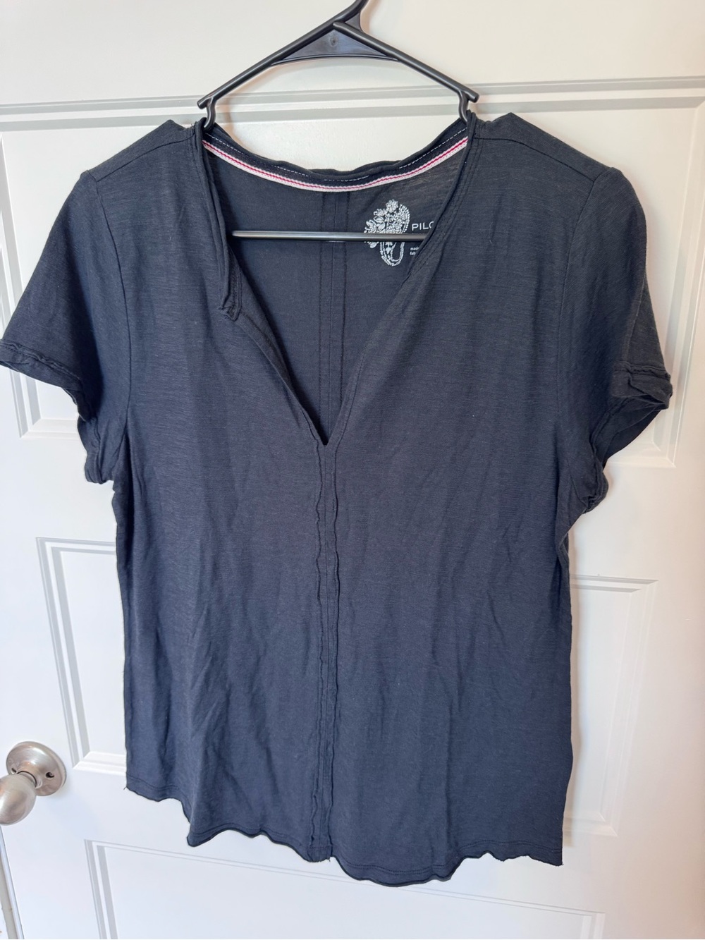 Pilcro Black splice V-Neck Short Sleeve Tee with Center Seam